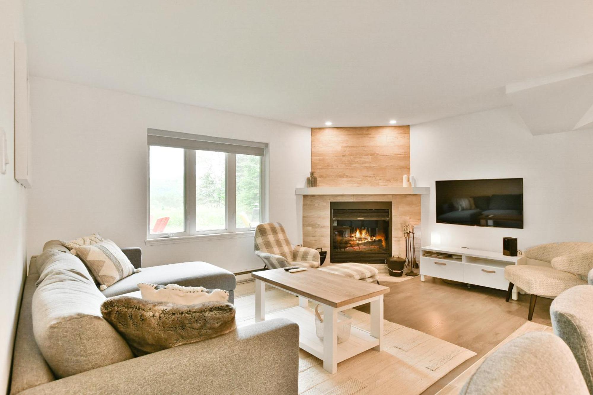 Aiglon By Rendez-Vous Mont-Tremblant Apartment Bagian luar foto